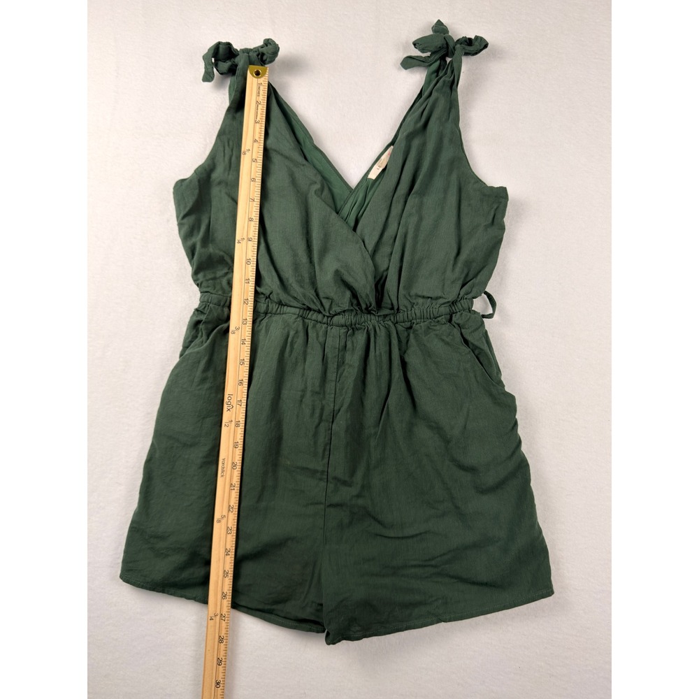 Le Lis Green Cotton Tie Shoulder Surplice Romper SM4451 Womens Large - Picture 4 of 11
